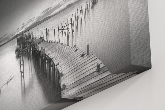 Obraz Drewniany pomost nad jeziorem