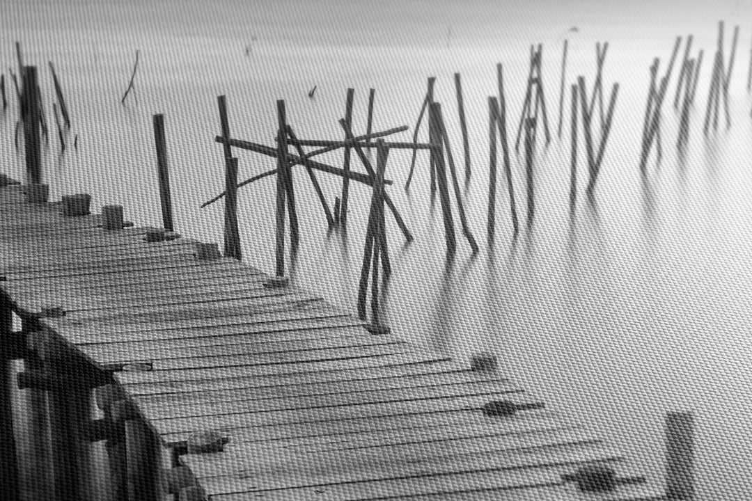 Obraz Drewniany pomost nad jeziorem