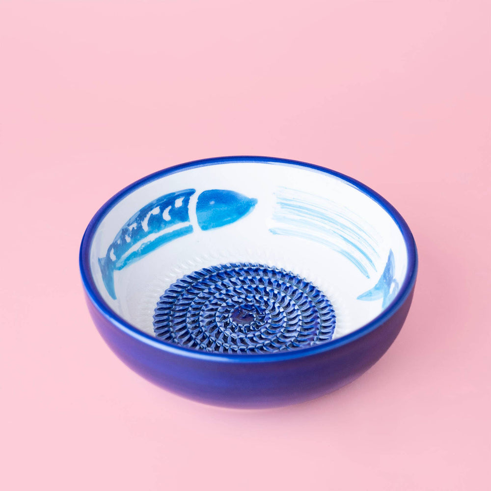 Ceramic Garlic Grater Plate - Medium Blue & White Tuna